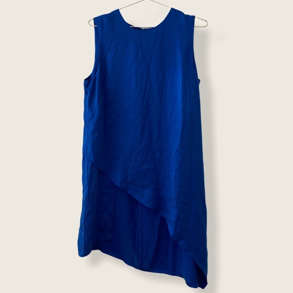 Chico’s Blue Sleeveless Asymmetrical Blouse - Picture 4 of 4